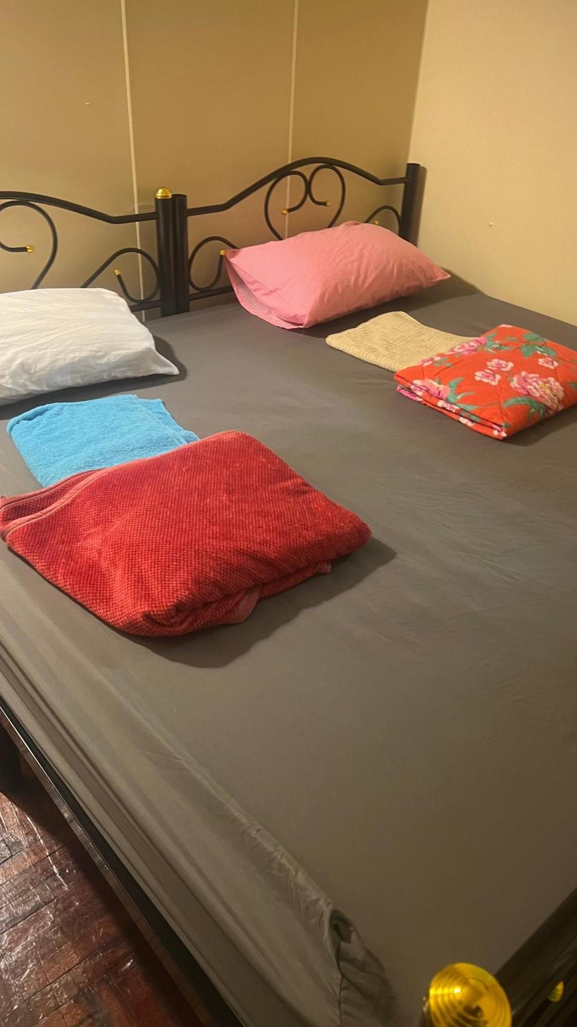W District Hostel 曼谷 外观 照片